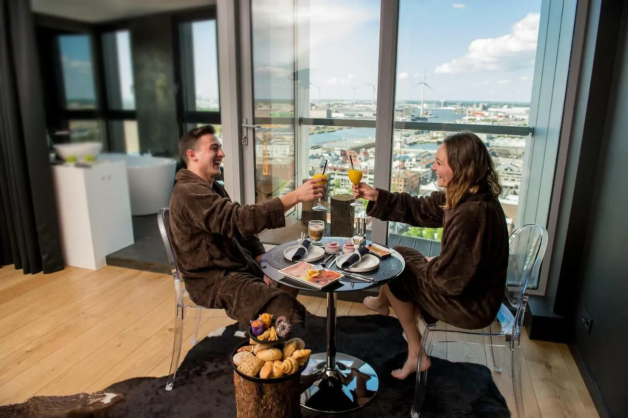 דירות אנטוורפן Exclusieve Prive Wellness Penthouse Skynooz