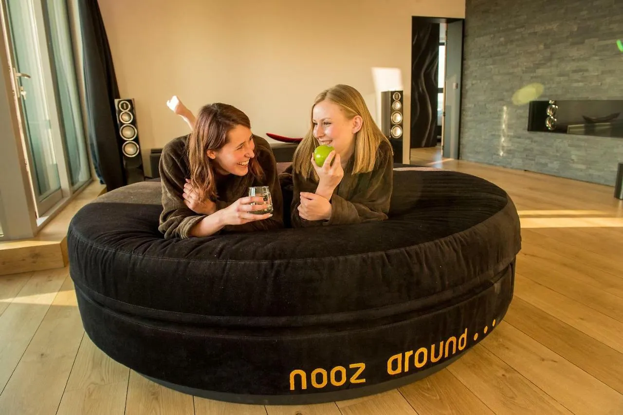 דירות אנטוורפן Exclusieve Prive Wellness Penthouse Skynooz